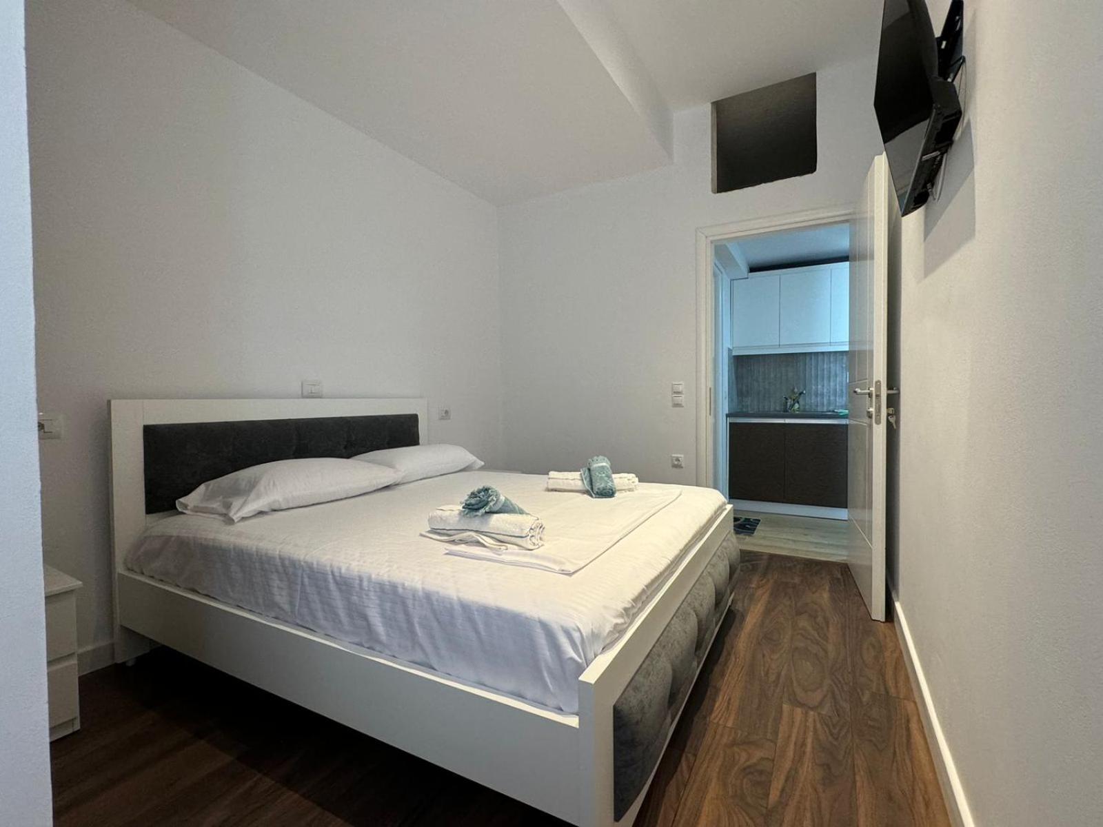 Sulozeqi Apartments Ksamil Buitenkant foto