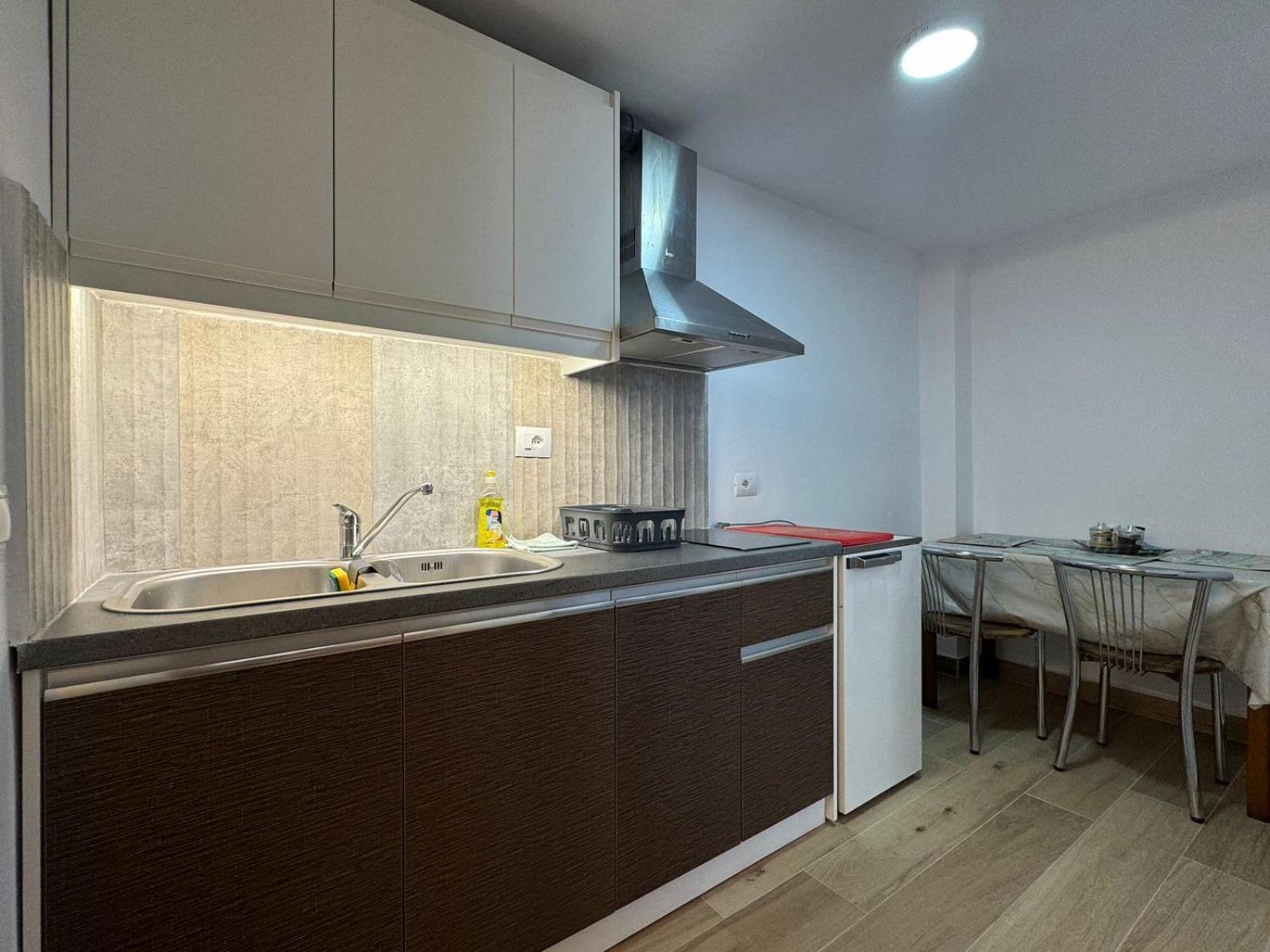 Sulozeqi Apartments Ksamil Buitenkant foto